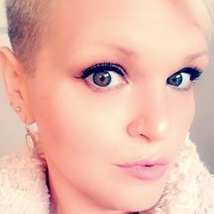 Meet your Posher, Billie